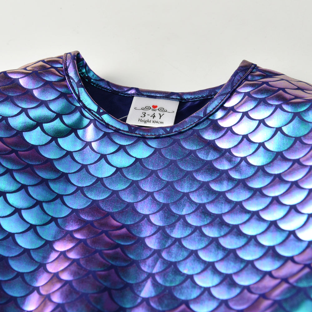 LONG SLEEVED DRESS WITH MERMAID PATTERN - CLOSE UP TOP SIDE