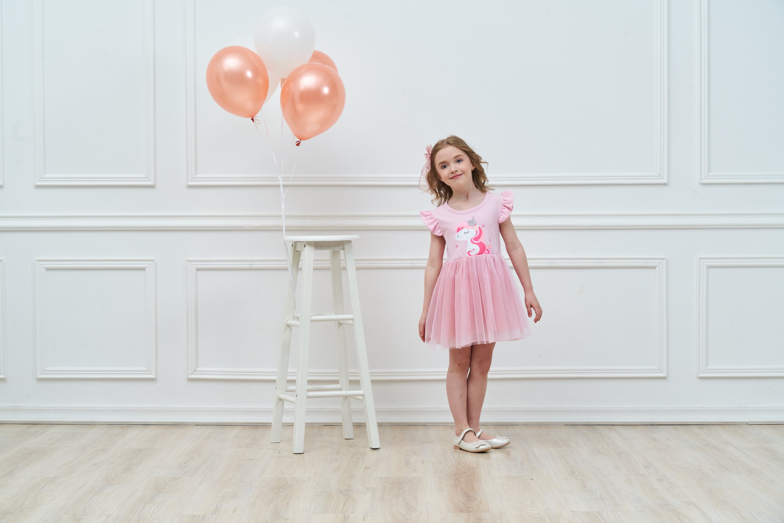 SHORT SLEEVED DRESS WITH UNICORN - 10001