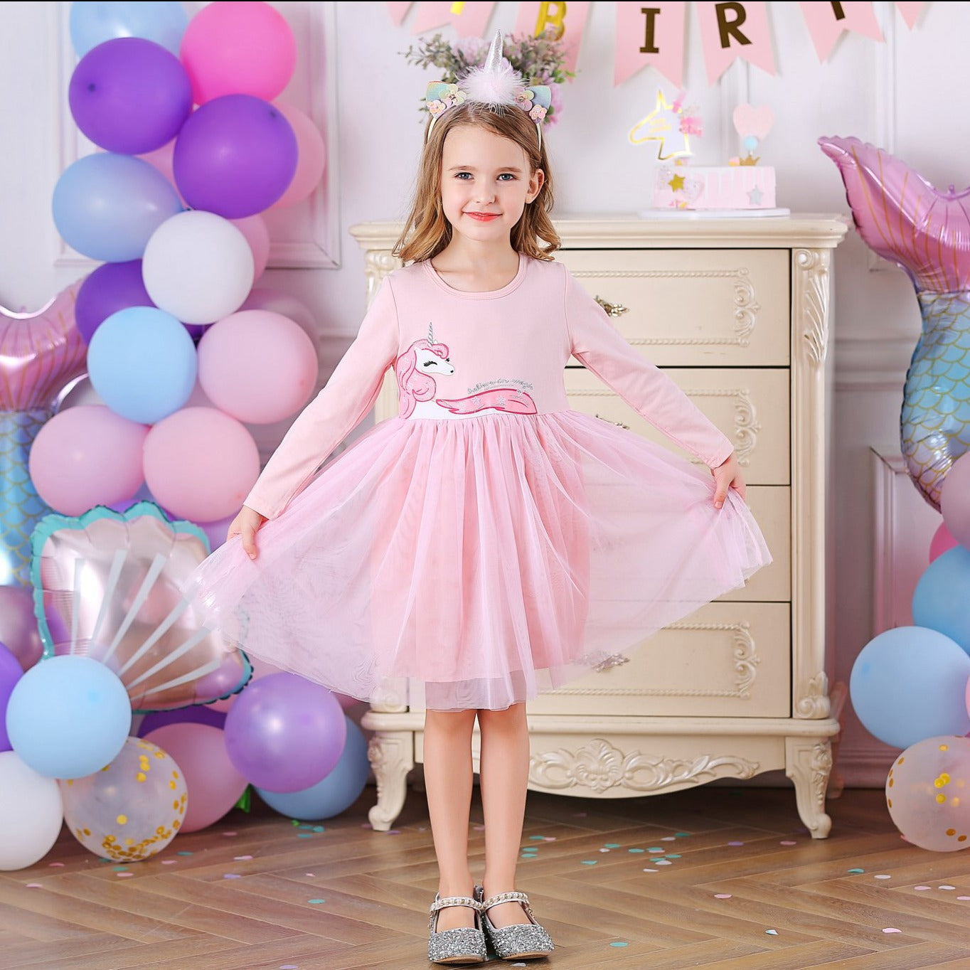 LONG SLEEVED DRESS WITH UNICORN - 10810