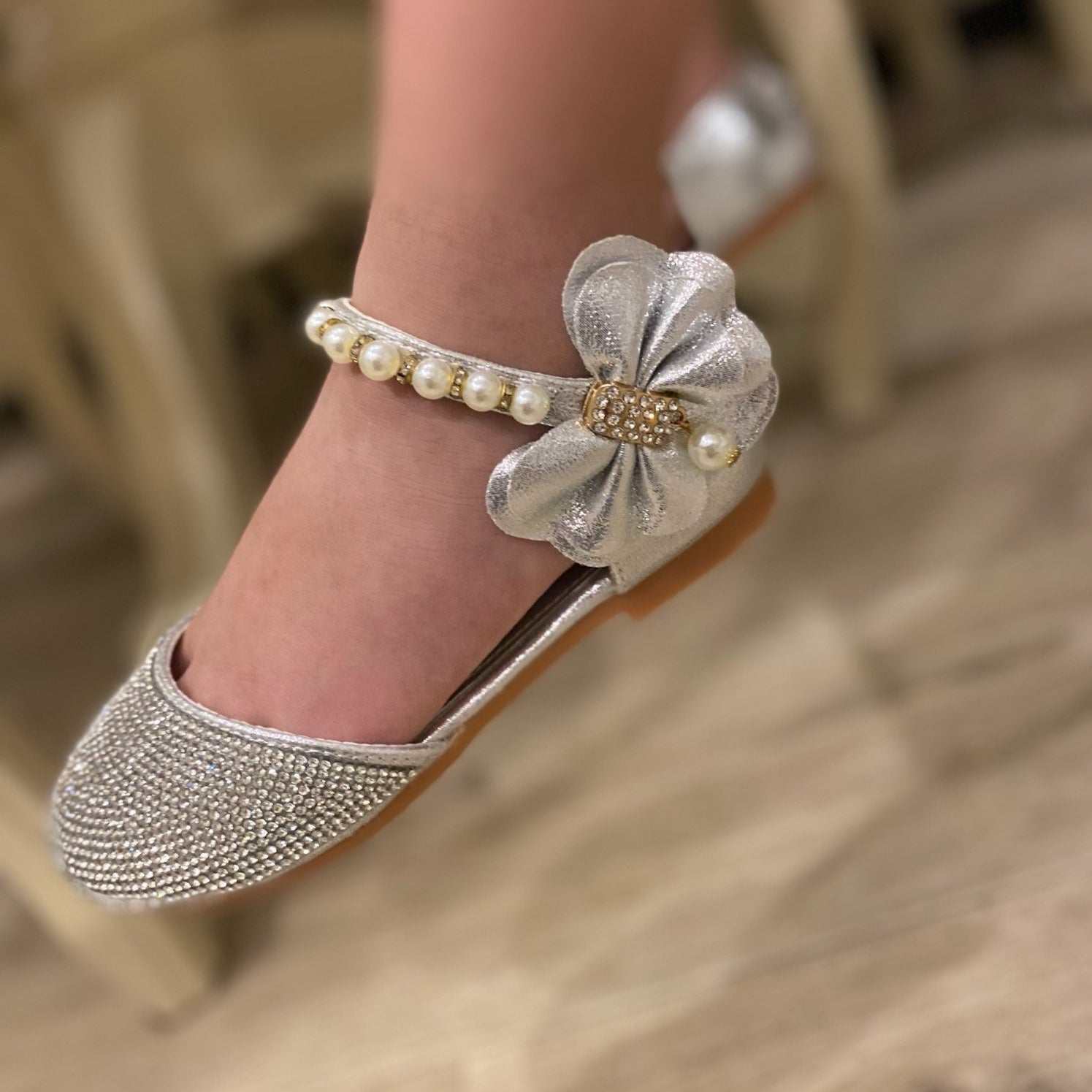 SILVER SHOES WITH SPARKLING RHINESTONES FOR GIRLS  - 11648